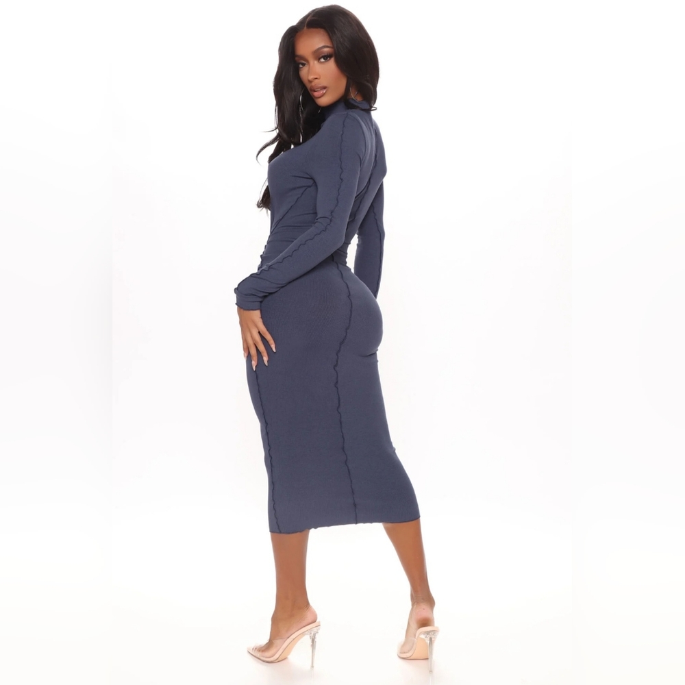🟥Large Navy Blue Long Sleeve Midi